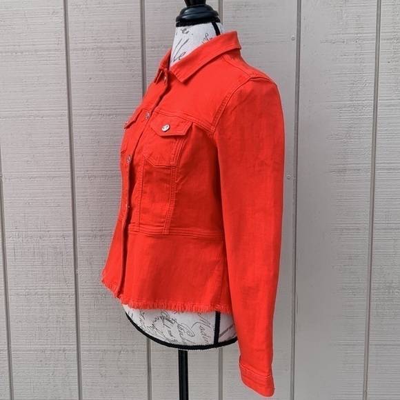 MADELEINE - Picture 8 of 16